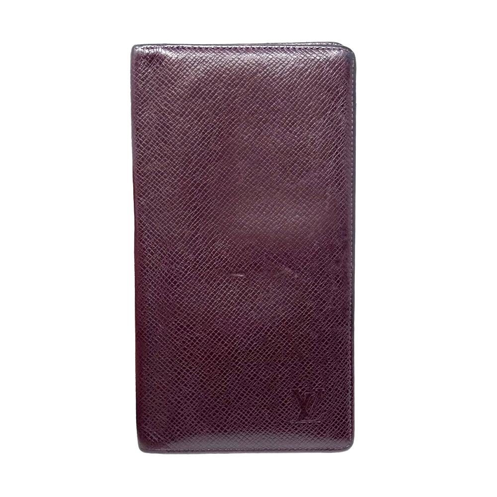 Louis Vuitton Taiga Long Wallet